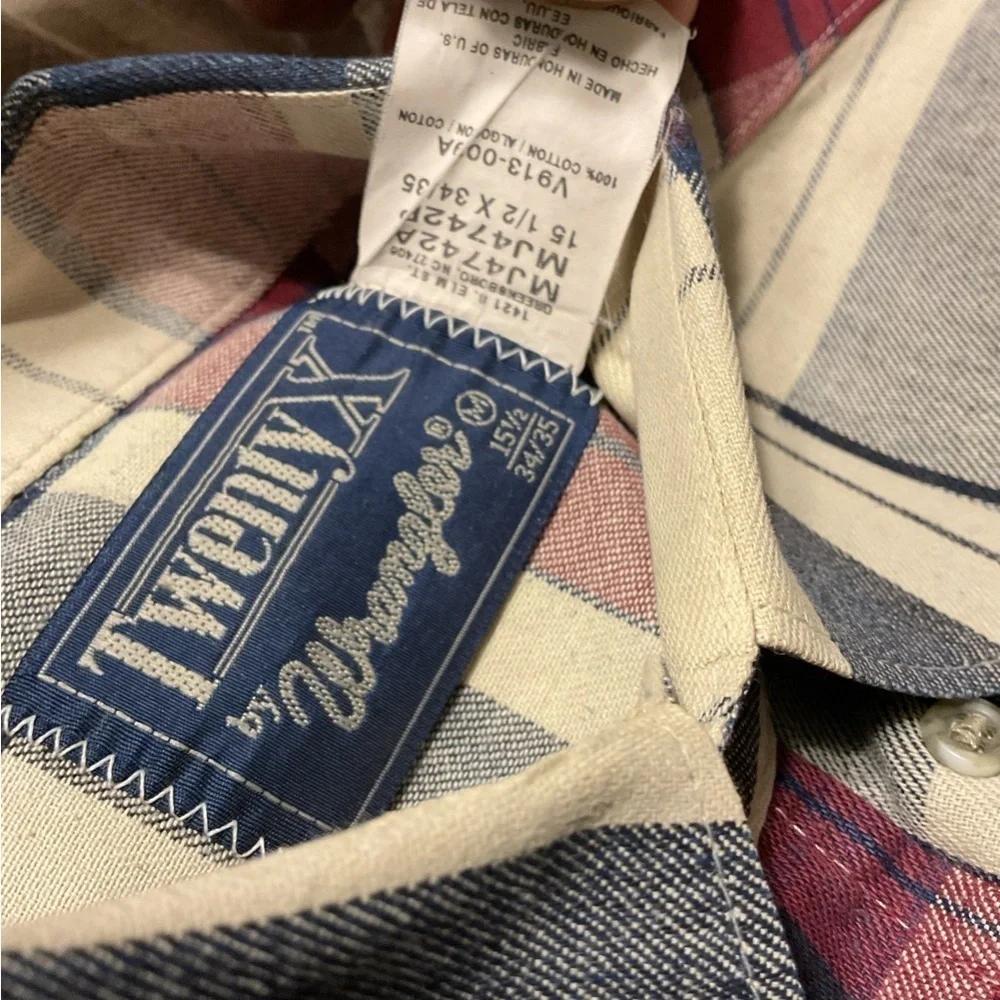 Twenty X Plaid Button Down Long Sleeve Shirt by Wrangler Size 15 1/2 X 34/35